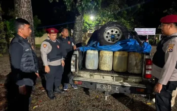Polres Pasbar Amankan Mobil Pengangkut Puluhan Jeriken Solar Subsidi