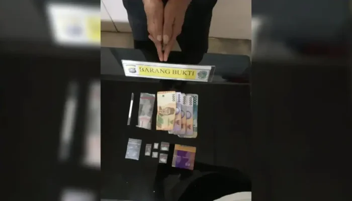 Polres Agam Tangkap Pria Pemilik Lima Paket Sabu