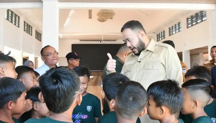 Wali Kota Padang Lepas Tim SSB Persepaja Berlaga di Bandung