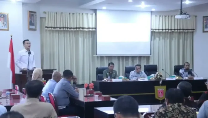 Kemenko PMK Evaluasi Pemulihan Fasilitas Pendidikan Pasca-Bencana di Agam
