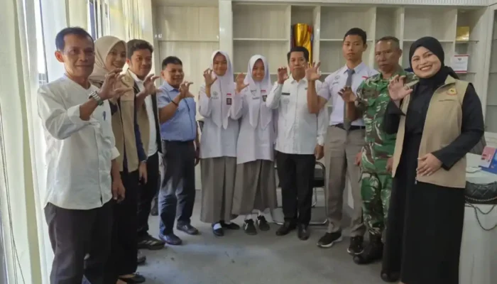 Pemkab Agam Lepas Tiga Pelajar Ikuti Pemusatan Latihan Paskibraka Sumbar