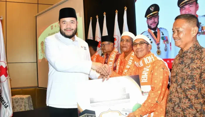 Zulhardi Z Latif Pimpin Pelantikan Pengurus PMI Kota Padang 2026-2031