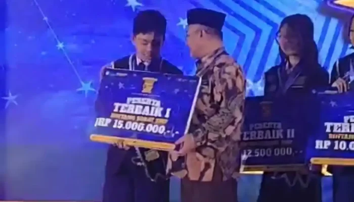 Tingkatkan Karakter Siswa, Siswa SMPN 2 Padang Raih Bintang Sobat SMP
