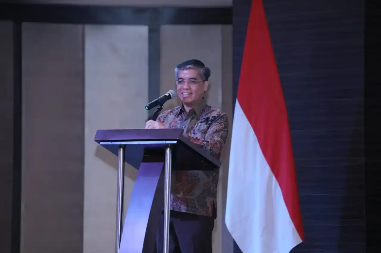 Menaker Yassierli pada acara Peningkatan Produktivitas dan Pelindungan Pekerja dalam Mendukung Transformasi Ketenagakerjaan Nasional di Medan, Sumatera Utara, Selasa (7/7/2026) malam. Foto : Istimewa