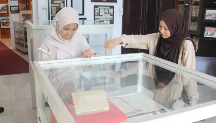 Perkuat Literasi Sejarah, Dinas Perpustakaan Kembangkan Wisata Edukasi Kota Padang