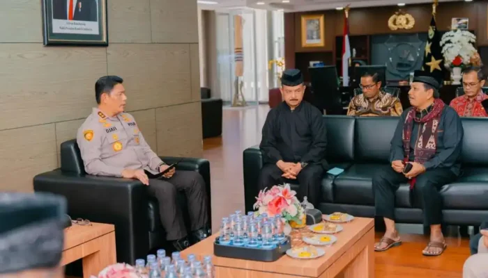 Polda Sumbar Perkuat Sinergi dengan LKAAM, Jaga Keamanan dan Generasi Muda