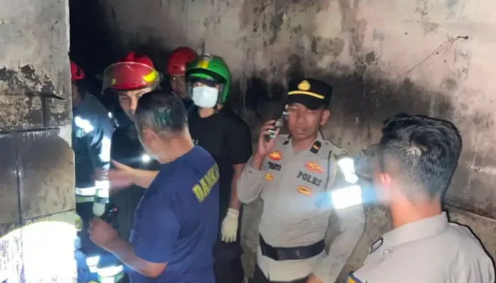 Api Lalap Rumah di Pasar Usang, Pemilik Ditemukan Tewas