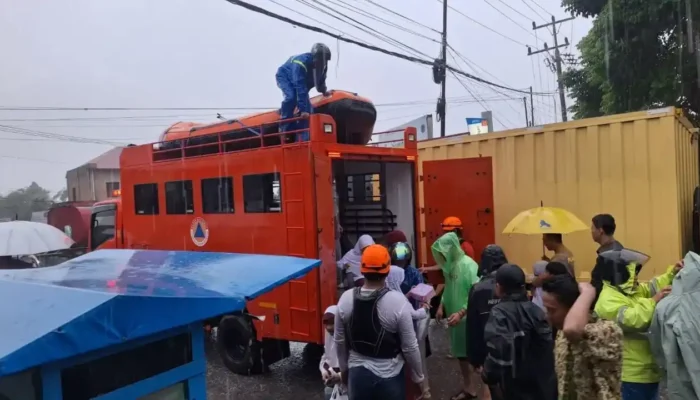 Gubernur Mahyeldi Instruksikan Warga Sumbar Waspada Bencana Hidrometeorologi