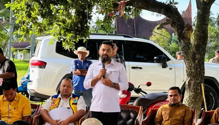 DPR RI Percepat Pembangunan Infrastruktur dan Program Bedah Rumah di Solok