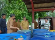Nelayan Tiku Mengeluh, Gubernur Mahyeldi Janji Kawal Pembangunan Dermaga dan Pabrik Es