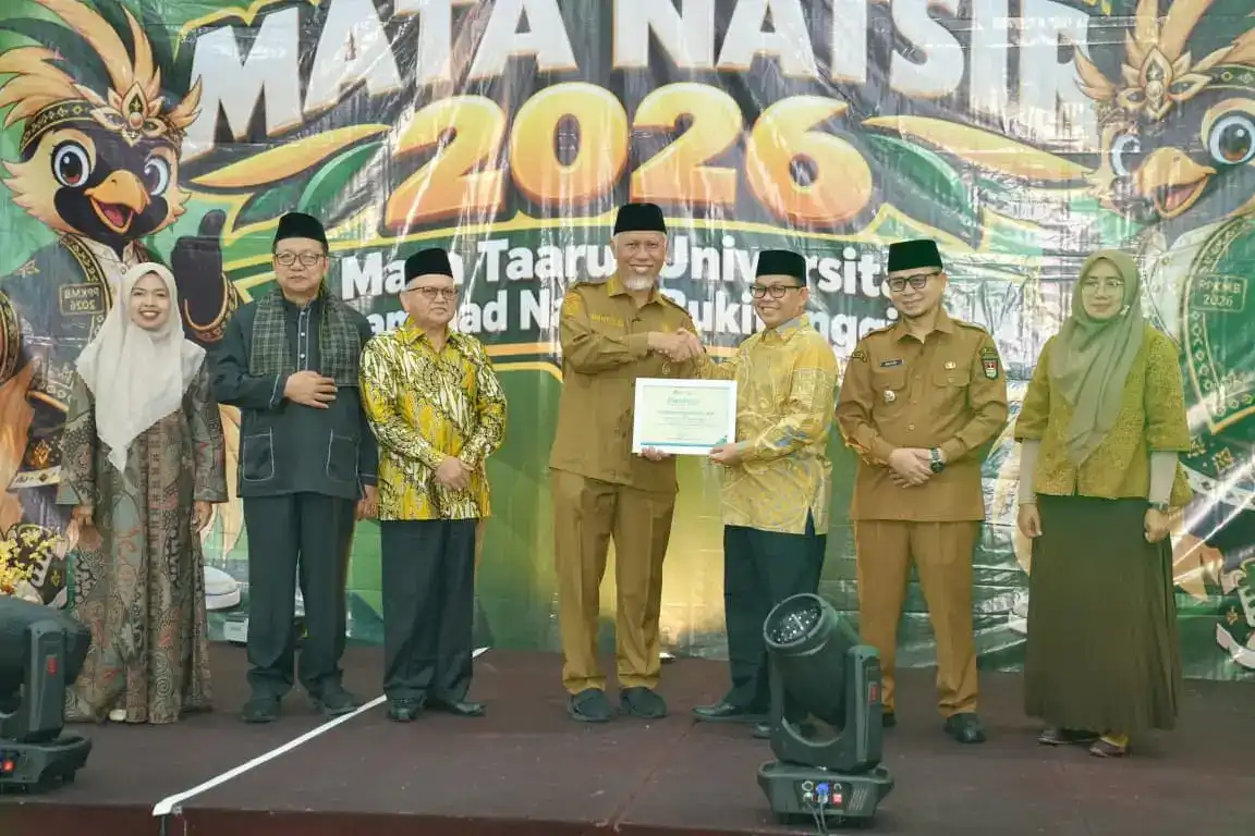 Mata Natsir 2026 sekaligus Masa Ta’aruf UMN Bukittinggi di Aula Perpustakaan Proklamator Bung Hatta, Senin (28/9/2026).