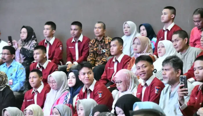 41 Mahasiswa Padang Dapat Beasiswa Kuliah, Peluang Langsung Kerja di Lion Air Group