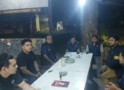 Tim PAGAR Polda Sumbar melakukan patroli malam hari untuk mencegah kejahatan jalanan di Kota Padang.
