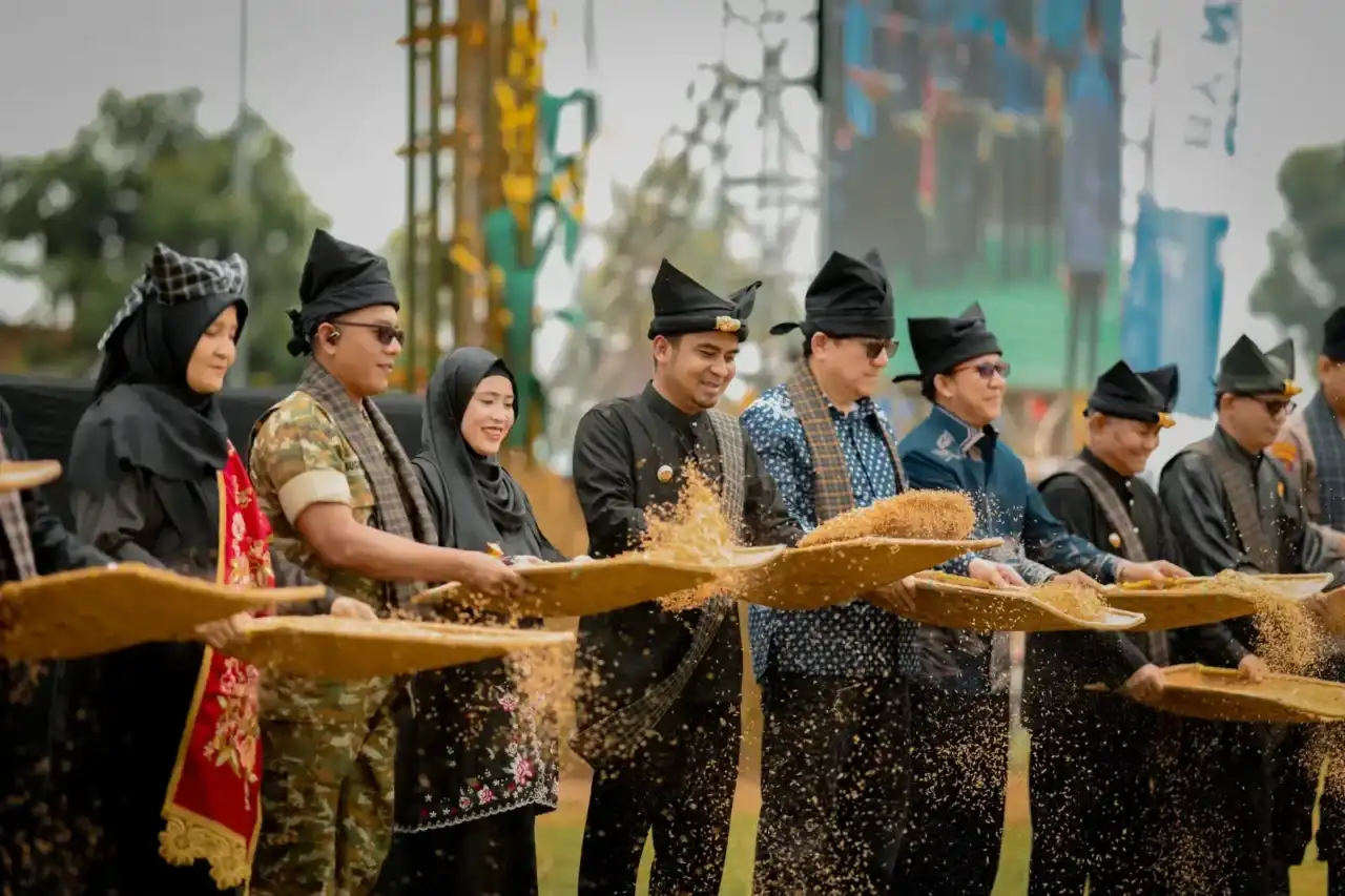 Rang Solok Baralek Gadang (RSBG) 2026 di Lapangan Merdeka Kota Solok, Sabtu (10/10/2026). Foto : Istimewa