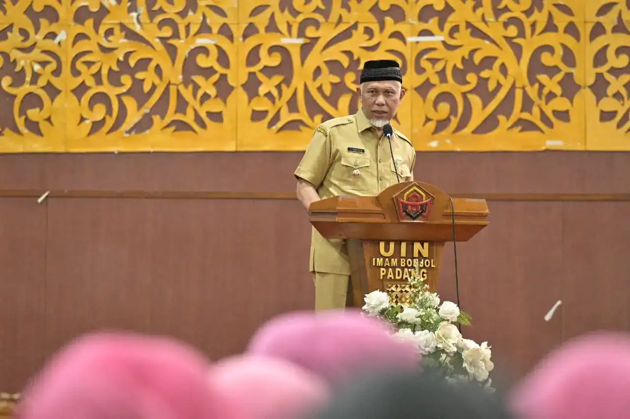 Gubernur Sumatera Barat, Mahyeldi Ansharullah, menyampaikan instruksi tersebut saat menghadiri pelatihan content creator di Aula UIN Imam Bonjol Padang, Senin (12/10/2026).