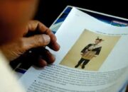 Peserta FGD Pemkab Solok Selatan membahas dokumentasi sejarah dan filosofi pakaian adat tradisional daerah.